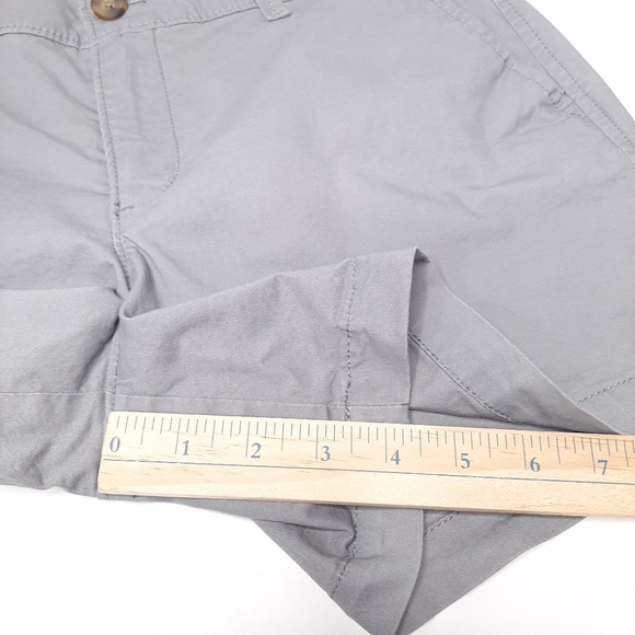 Old Navy Cinder Smoke Gray Chino Shorts Size 4 - Picture 6 of 8